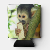 Cute Baby Squirrel Monkey die een Wafer Biscuit ee Blikjeskoeler (Achterkant)