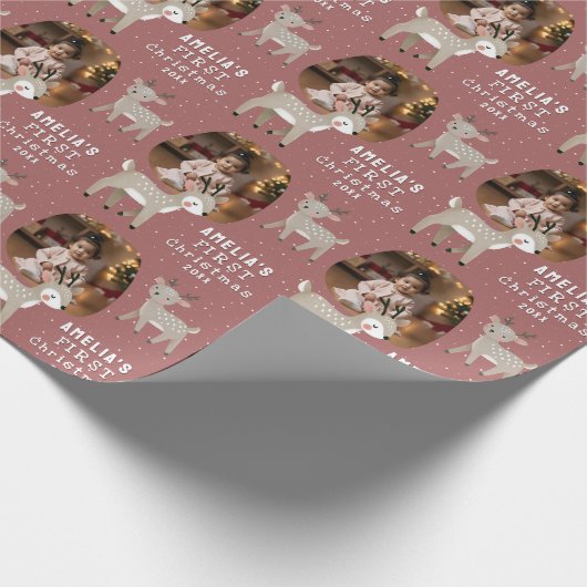 Cute Baby's 1st Christmas Photo Reindeer Cadeaupapier (Hoek)