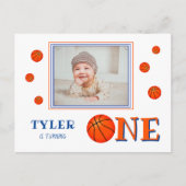 Cute Basketball Foto 1st Birthday Uitnodiging Briefkaart (Voorkant)