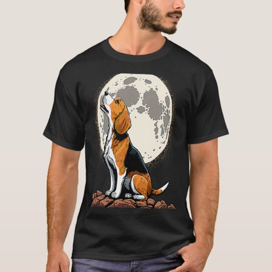 Cute Beagle Howling at the Moon  Beagle Mom T-shirt (Voorkant)