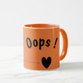 Cute Bear “Oops!” Orange Mug – Kawaii Bear Coffee  Mok (Voorkant rechts)