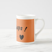 Cute Bear “Oops!” Orange Specialty Mug–Kawaii Bear Porselein Kop (Rechts)