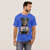 Cute Beauceron dog with Signboard I love my Human  T-shirt (Voorkant volledig)