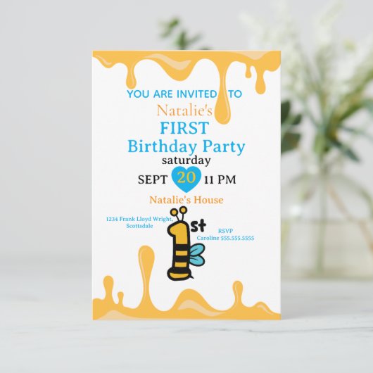 Cute Bee Honey Drips 1st Birthday Invite Adaptable Kaart (Staand voorkant)