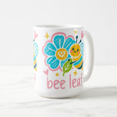 Cute Bee Leaf Believe Pun Inspirational Floral Tea Koffiemok (Voorkant rechts)