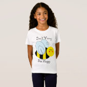 Cute bee maakt zich geen zorgen over haar t-shirt (Voorkant volledig)
