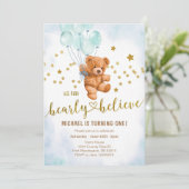 Cute Beer Baby Boy's Birthday Party Invitation Kaart (Staand voorkant)