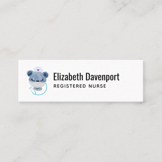 Cute Beer verpleegster die een medisch masker draa Mini Visitekaartje (Voorkant)