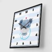 Cute Beer verpleegster met een beschermend masker Vierkante Klok (Hoek)