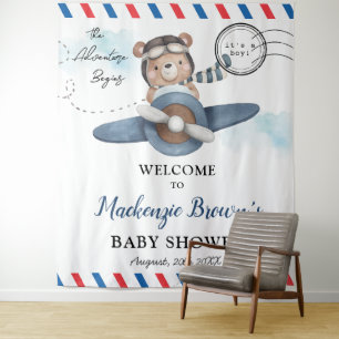 Cute Beer Vliegtuig Avontuur Begint Jongens Baby S Wandkleed