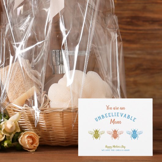 Cute bees Moederdag Feestdagenkaart