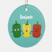 Cute bell pepper capsicum trio zingende cartoon keramisch ornament (Links)