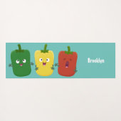 Cute bell pepper capsicum trio zingende cartoon yogamat (Achterkant (horizontaal))