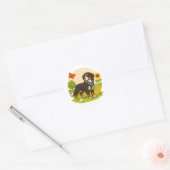 Cute Bernese Mountain Dog with Sunflower & Butterf Ronde Sticker (Envelop)