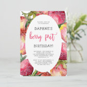 Cute Berry First Strawberry 1st Birthday Party Kaart (Staand voorkant)