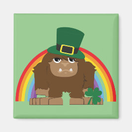 Cute Bigfoot Leprechaun Magneet