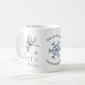 Cute Bird Pine Branch Red Berries Merry Kerstmis Koffiemok (Voorkant links)