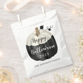 Cute Black and White Pumpkin Happy Halloween 2022 Bedankzakje