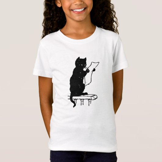 Cute Black Cat Reading a Paper  T-shirt (Voorkant)