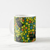Cute Black Cats Floral Meadow Pattern Koffiemok (Voorkant links)