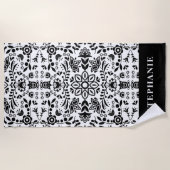 Cute Black en White Floral Scandinavian Bandanna Strandlaken (Voorkant)
