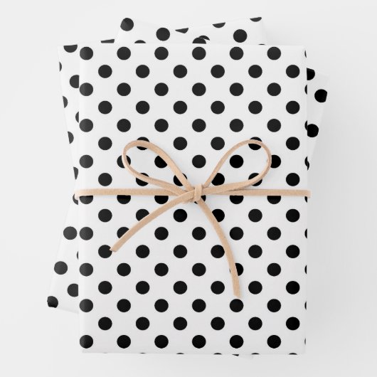 Cute Black en White Polka Dots Pattern Inpakpapier Vel (In situ)