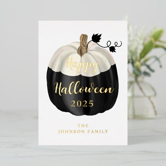 Cute Black en White Pumpkin Happy Halloween Gold Folie Feestdagenkaart (Staand Voorkant)