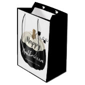 Cute Black en White Pumpkin Happy Halloween Medium Cadeauzakje (Achterkant Gekanteld)