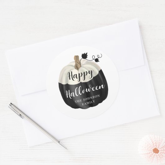 Cute Black en White Pumpkin Happy Halloween Ronde Sticker (Envelop)