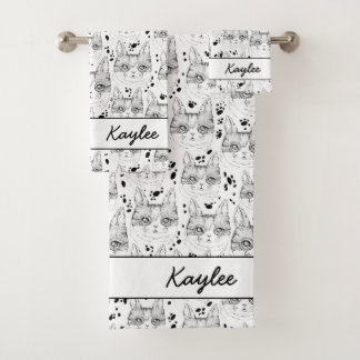 Cute Black en White Serene Cat Face Pattern Bad Handdoek