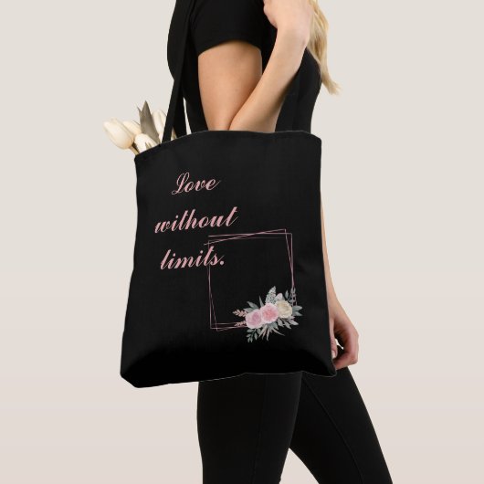 Cute Black Flowers, hou van een citaat Tote Bag (Dichtbij)