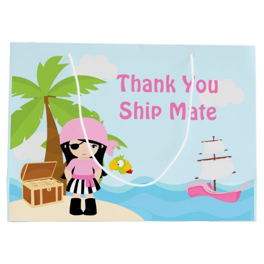 Cute Black Hair Pirate Girl in Pink Birthday Groot Cadeauzakje (Achterkant)