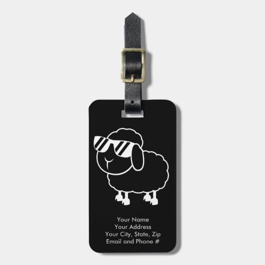 Cute Black Sheep Cartoon Bagagelabel (Voorkant verticaal)