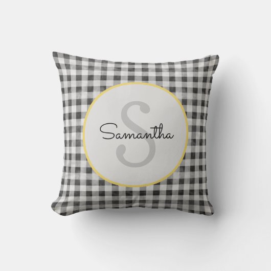Cute Black & White Gingham Persoonlijk Monogram Kussen (Voorkant)
