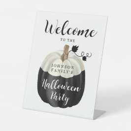 Cute Black & White Pumpkin Halloween Party Welcome Reclamebord Met Voetstuk