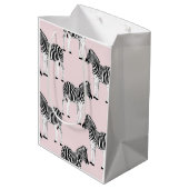 Cute Black White Zebra Animal Roze design Medium Cadeauzakje (Achterkant Gekanteld)