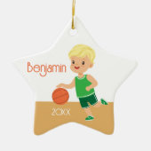 Cute Blonde Boy Basketball Persoonlijke Kerstmis Keramisch Ornament (Voorkant)