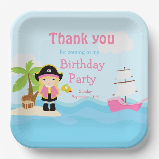 Cute Blonde Pirate Girl in Pink Birthday Party Papieren Bordje (Voorkant)