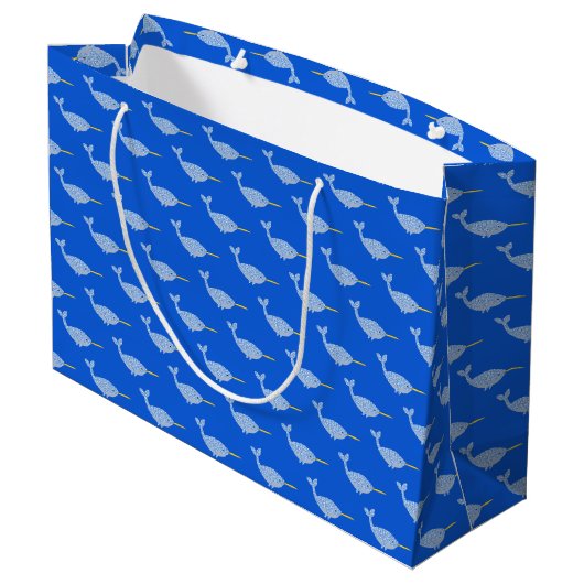 Cute Blue Baby Boy Narwhal-patterned Groot Cadeauzakje (Achterkant Gekanteld)
