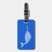 Cute Blue Baby Narwhal Custom Bagagelabel (Voorkant verticaal)