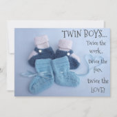 Cute blue booties boy twins baby shower nodigen kaart (Voorkant)