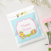 Cute Blue Chevrons Easter Chick Easter Egg Hunt Bedankzakje (Gezegeld)