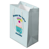 Cute Blue Cupcake met Kawaii Face Birthday Medium Cadeauzakje (Achterkant Gekanteld)