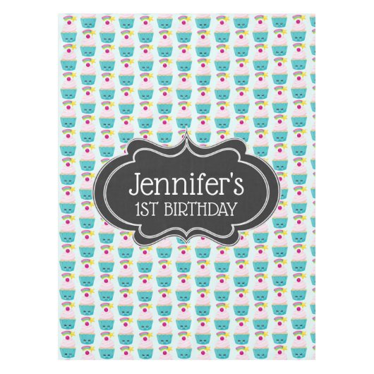 Cute Blue Cupcake met Kawaii Face Birthday Tafelkleed (Voorkant)