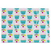 Cute Blue Cupcake met Kawaii Face Pattern Groot Cadeauzakje (Voorkant)