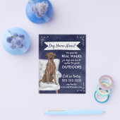 Cute Blue Dog Walker Flyer met Swirls en banner (Enkel)