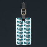 Cute Blue Elephants Pattern GEPERSONALISEERD Bagagelabel<br><div class="desc">Bereid u voor op uw vakantie met dit vrolijke bagagelabel - u kunt uw contactgegevens aan de andere kant toevoegen of een eenzijdig ontwerp selecteren. Met de hand getekend ontwerp voor jou. Verander de kleur of de doopvont van de letters zoals u houdt van. Bekijk mijn winkel voor meer patronen...</div>