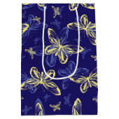 Cute Blue en Yellow Butterfly Illustrated Pattern Medium Cadeauzakje (Achterkant)