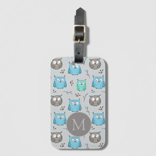 Cute Blue Gray Owl Pattern Monogram Bagagelabel (Voorkant (verticaal))