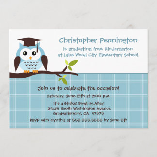 Cute blue owl elementair jongetje's graduatie part kaart